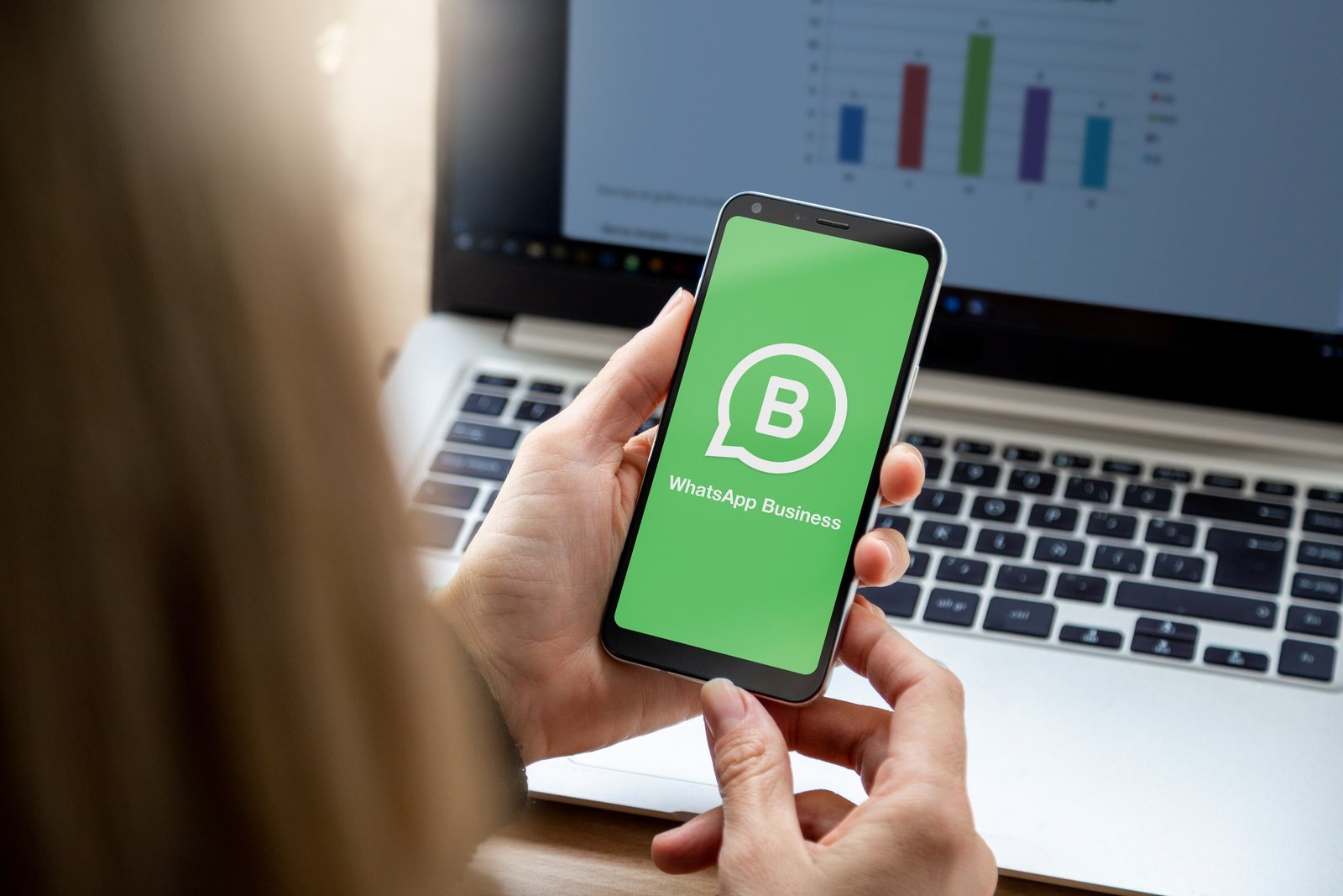 Como o carrossel do WhatsApp pode me ajudar a vender: um recurso simples com grande impacto